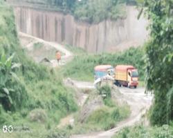 MIRIS TAMBANG PASIR ILEGAL, SEMAKI