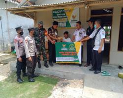 Rumahnya Roboh Diterjang Angin Kinem Mendapatkan Bantuan Dari BAZNAS C