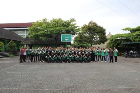 MAN 2 WONOSOBO RAIH 42 MEDALI DALA