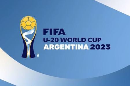 TUAN RUMAH TAKLUK OLEH ELANG SUPER