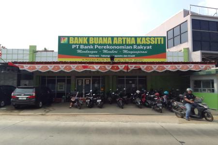 DI DUGA BPR BUANA  ARTHA KASSITI M