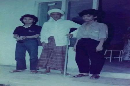 GUS MIEK BERTEMU DENGAN KH HAMID PAJORAN