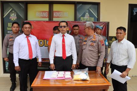 POLRES DEMAK TANGKAP PENGEDAR  OBA