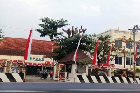 WARGA MENGELUH AIR PDAM TIDAK LANCAR B