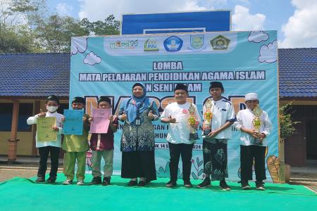 SMP Negeri 2 Pengadegan Menjadi Tuan R