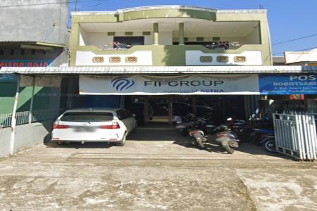 DEBITUR AKAN MEMPOLISIKAN OKNUM KOLEKT