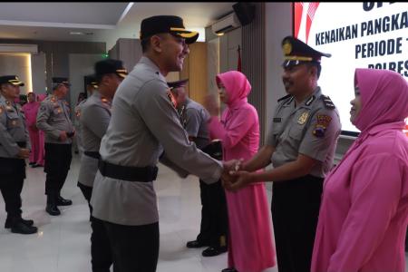 WUJUD PENGHARGAAN ATAS PENGABDIAN,