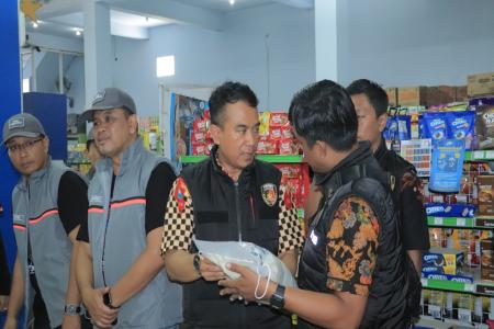 LINDUNGI KONSUMEN, POLRES PONOROGO