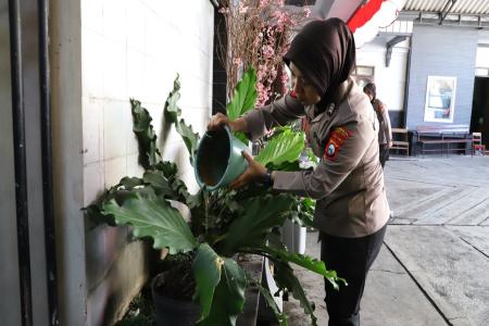 Sambut HUT ke77 Polwan Polresta Malang