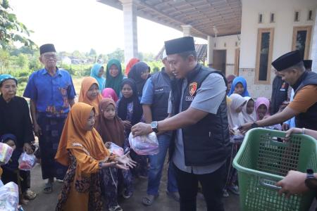 ZIARAH KE MAKAM PAHLAWAN NASIONAL 