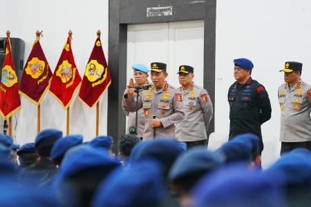 KUNJUNGI MAKO BRIMOB KWITANG, KAPO