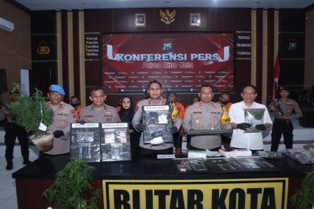 Operasi Tumpas Narkoba Polres Blitar K
