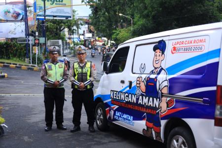 Polres Gresik Turunkan Mobil KELINGAN 